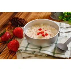 Expedition Foods Porridge With Strawberries (800kcal) 9 Expedition Foods Porridge With Strawberries (800kcal) -Petzl Shop 004 0201 2 1