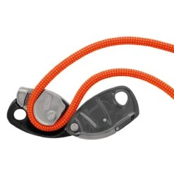 Petzl GRIGRI + (plus) -Petzl Shop D13A GRIGRI focus 1 LowRes