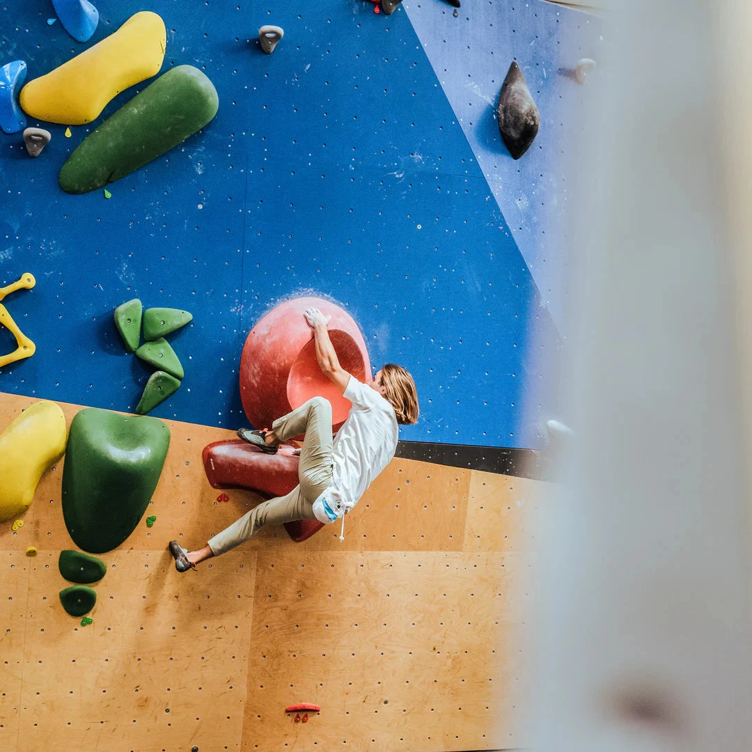 YY Vertical YY Samoyed Dog Chalk Bag 10 YY Vertical YY Samoyed Dog Chalk Bag - Image 10