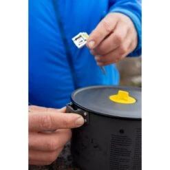 Sea To Summit Frontier Ultralight Pot - 2L -Petzl Shop Trailblazer Brand Lifestyle 89 d3d1b046 1f8b 4c88 b14f 932cc38c7f79