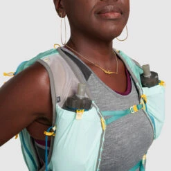 Ultimate Direction Ultra Vesta 6.0 -Petzl Shop ULTRA VESTA LG ICE BLUE 80459222ICB LG 6 61629