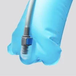 Hydrapak Velocity 1.5L -Petzl Shop Velocity Details 5 1080 web 620x bbb05d1d 3223 4f64 99fb e9b22618e07b