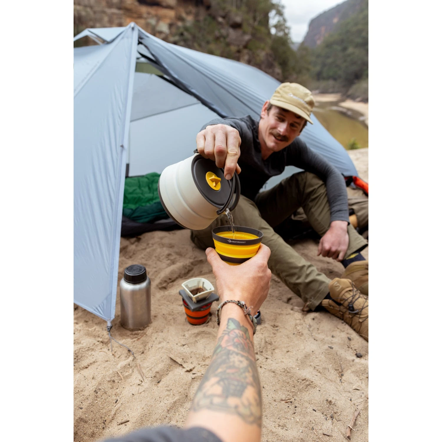 Sea To Summit Frontier Ultralight Collapsible Dinnerware Set (1 Person 3 Piece) 4 Sea To Summit Frontier Ultralight Collapsible Dinnerware Set (1 Person 3 Piece) - Image 4