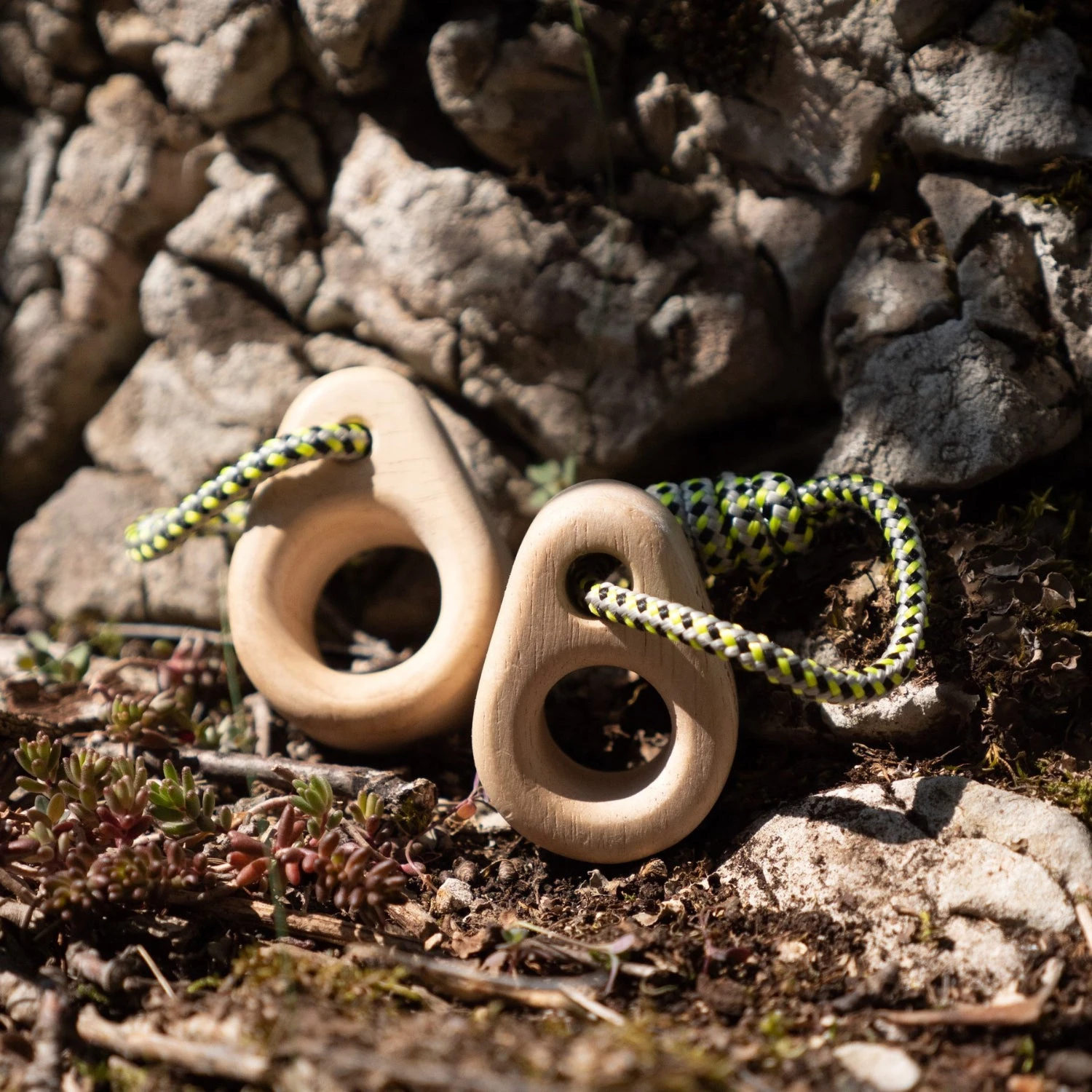 YY Vertical YY Mono 8 YY Vertical YY Mono - Image 8