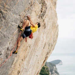 La Sportiva Katana Lace -Petzl Shop lasportiva katana lace lifestyle